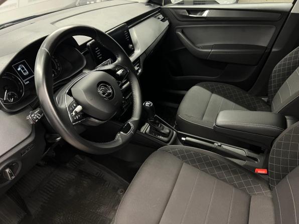 Skoda Rapid II с пробегом 2021 года, цена 1 845 000 рублей, 51572 км, лифтбек, Автокод Объявления