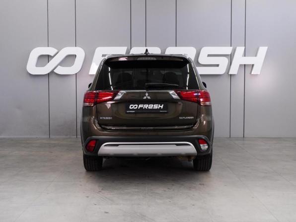 Mitsubishi Outlander III Рестайлинг 3 с пробегом 2019 года, цена 1 929 000 рублей, 117099 км, внедорожник, Автокод Объявления