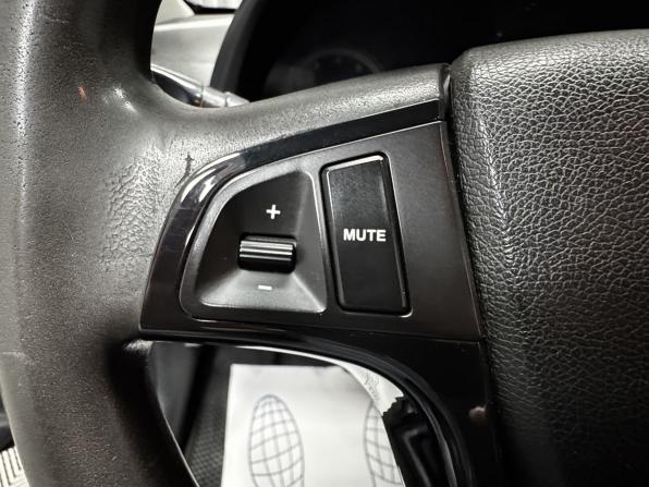 Hyundai Solaris I Рестайлинг с пробегом 2014 года, цена 800 000 рублей, 273982 км, седан, Автокод Объявления
