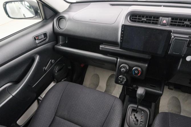 Toyota Probox I Рестайлинг с пробегом 2016 года, цена 1 069 000 рублей, 101000 км, универсал, Автокод Объявления