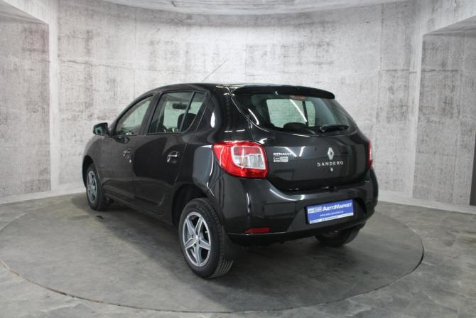 Renault Sandero II с пробегом 2015 года, цена 715 000 рублей, 161885 км, хэтчбек, Автокод Объявления