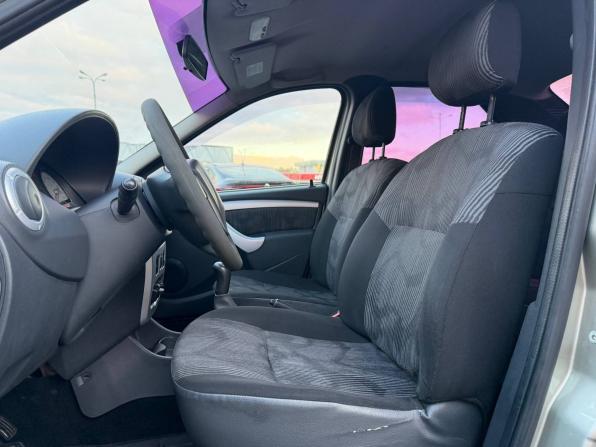 Renault Logan I Рестайлинг с пробегом 2012 года, цена 455 000 рублей, 149756 км, седан, Автокод Объявления