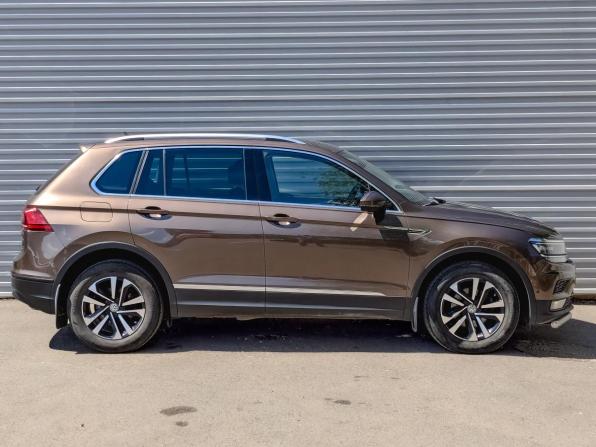 Volkswagen Tiguan II с пробегом 2019 года, цена 2 300 000 рублей, 185000 км, внедорожник, Автокод Объявления