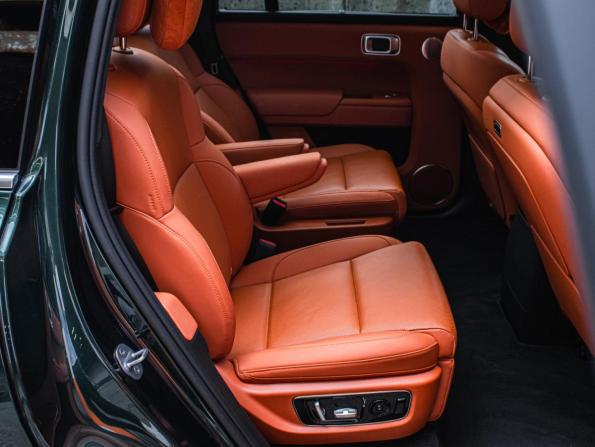 Li Auto (Lixiang) L9 I Рестайлинг с пробегом 2024 года, цена 7 350 000 рублей, 30878 км, внедорожник, Автокод Объявления