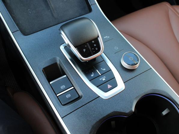 Omoda C5 I с пробегом 2022 года, цена 1 739 000 рублей, 52420 км, внедорожник, Автокод Объявления