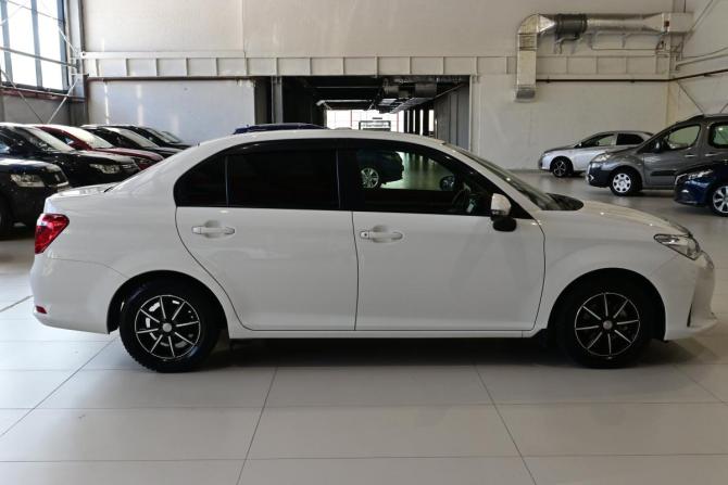 Toyota Corolla XI (E160 E170) Рестайлинг 2 с пробегом 2019 года, цена 1 100 000 рублей, 91820 км, седан, Автокод Объявления