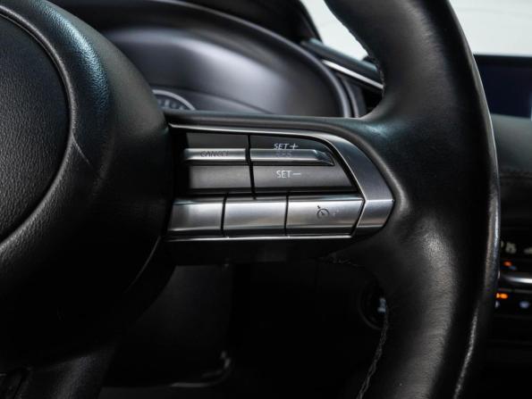 Mazda 3 IV (BP) с пробегом 2019 года, цена 2 535 000 рублей, 92132 км, хэтчбек, Автокод Объявления