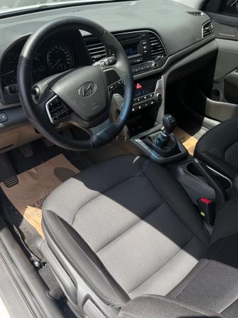 Hyundai Elantra VI (AD) с пробегом 2016 года, цена 1 355 000 рублей, 98000 км, седан, Автокод Объявления