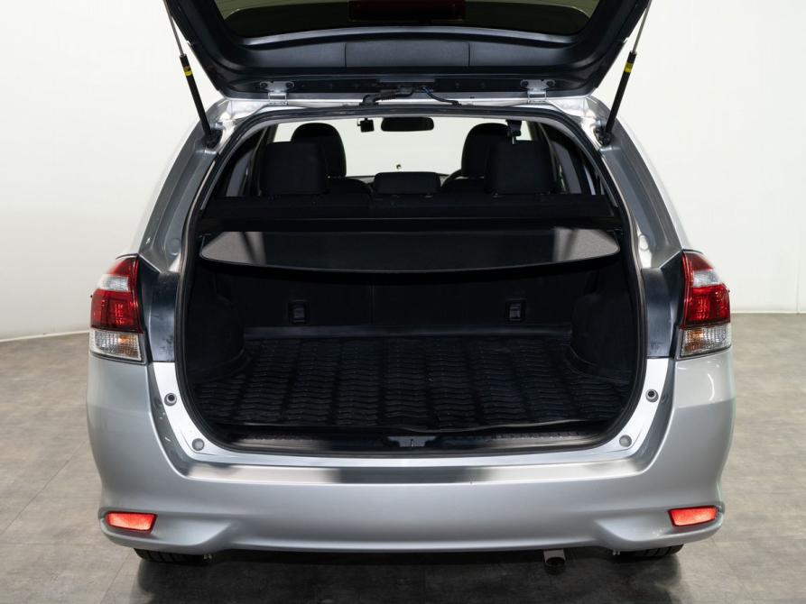 Toyota Corolla XI (E160 E170) Рестайлинг 2 Чита  - изображение 14