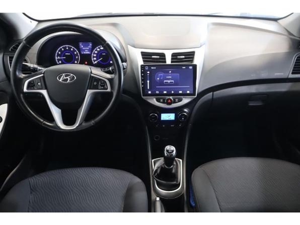 Hyundai Solaris I с пробегом 2012 года, цена 673 000 рублей, 161073 км, седан, Автокод Объявления