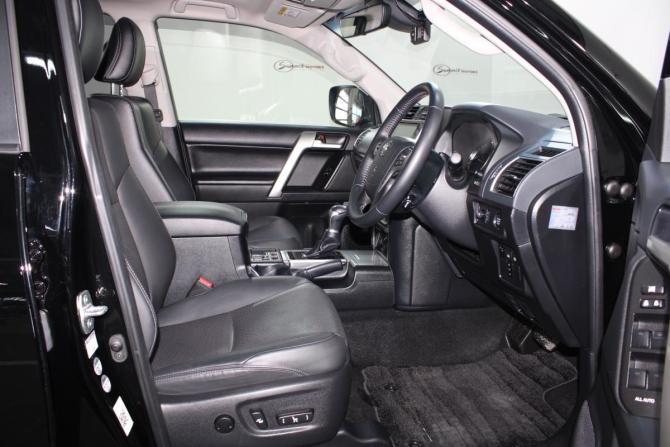 Toyota Land Cruiser Prado 150 Series Рестайлинг 3 с пробегом 2022 года, цена 6 300 000 рублей, 25855 км, внедорожник, Автокод Объявления