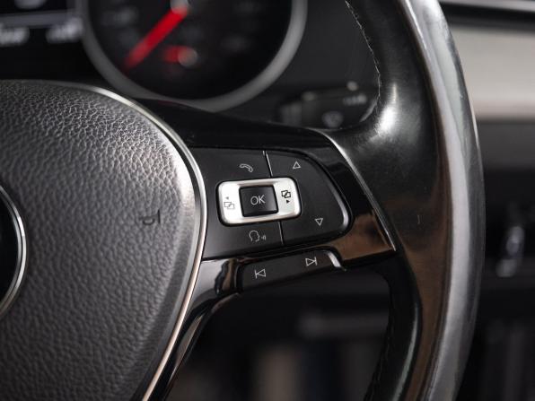 Volkswagen Passat B8 с пробегом 2015 года, цена 1 420 000 рублей, 138299 км, универсал, Автокод Объявления