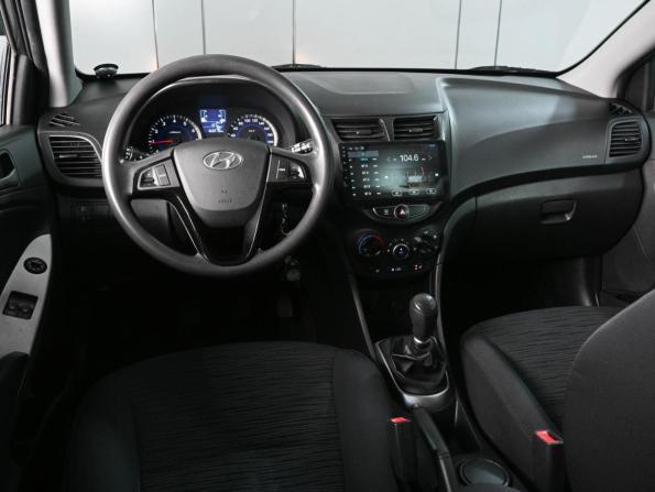 Hyundai Solaris I Рестайлинг с пробегом 2014 года, цена 919 000 рублей, 162210 км, хэтчбек, Автокод Объявления