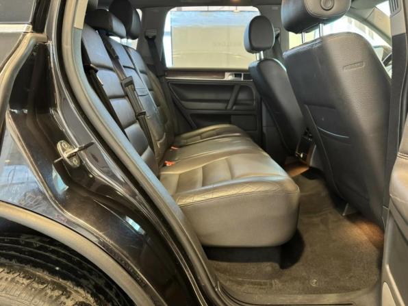 Volkswagen Touareg I Рестайлинг с пробегом 2007 года, цена 1 340 000 рублей, 169216 км, внедорожник, Автокод Объявления