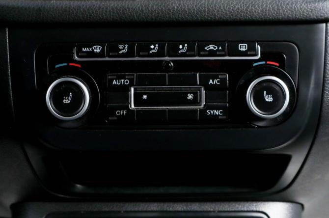 Volkswagen Tiguan I Рестайлинг с пробегом 2013 года, цена 1 229 000 рублей, 242132 км, внедорожник, Автокод Объявления