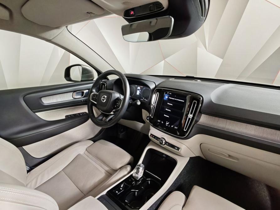 Volvo XC40 I Москва  - изображение 13