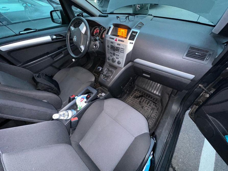 Opel Zafira B Рестайлинг Санкт-Петербург  - изображение 6