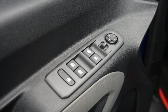 Peugeot Rifter I с пробегом 2020 года, цена 1 940 000 рублей, 108500 км, минивэн, Автокод Объявления