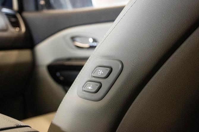 Kia Carnival III с пробегом 2018 года, цена 2 860 000 рублей, 134850 км, минивэн, Автокод Объявления