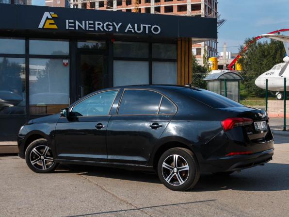 Skoda Rapid I Рестайлинг с пробегом 2020 года, цена 1 360 000 рублей, 135281 км, лифтбек, Автокод Объявления