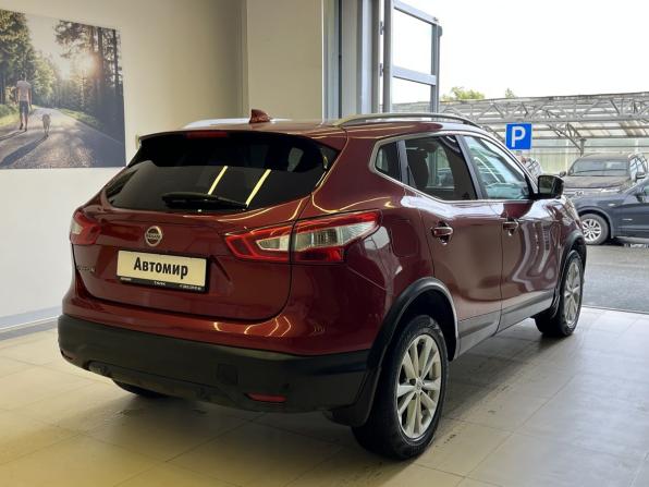 Nissan Qashqai II с пробегом 2017 года, цена 1 800 000 рублей, 97260 км, внедорожник, Автокод Объявления