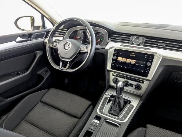Volkswagen Passat B8 с пробегом 2019 года, цена 2 185 000 рублей, 75901 км, седан, Автокод Объявления