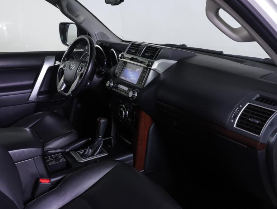 Toyota Land Cruiser Prado 150 Series Рестайлинг 1 Москва  - изображение 10