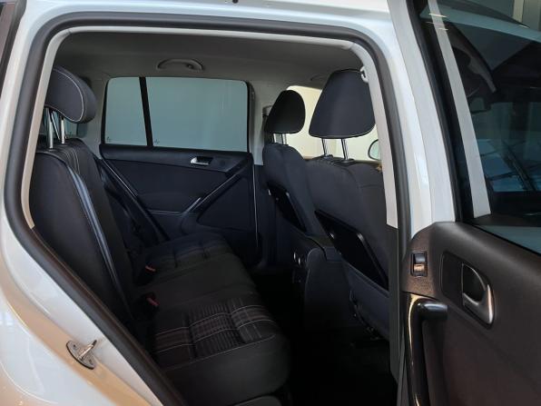 Volkswagen Tiguan I Рестайлинг с пробегом 2015 года, цена 1 550 000 рублей, 147700 км, внедорожник, Автокод Объявления