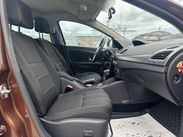 Renault Fluence I Рестайлинг с пробегом 2014 года, цена 852 000 рублей, 148569 км, седан, Автокод Объявления