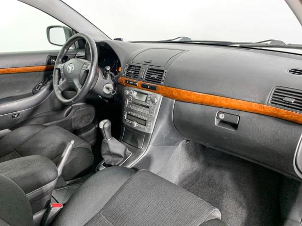 Toyota Avensis II Рестайлинг с пробегом 2006 года, цена 717 000 рублей, 211893 км, седан, Автокод Объявления