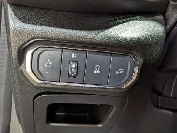 Haval Jolion I с пробегом 2023 года, цена 1 765 000 рублей, 63099 км, внедорожник, Автокод Объявления