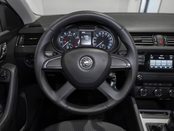 Skoda Octavia III (A7) с пробегом 2014 года, цена 960 000 рублей, 230000 км, лифтбек, Автокод Объявления