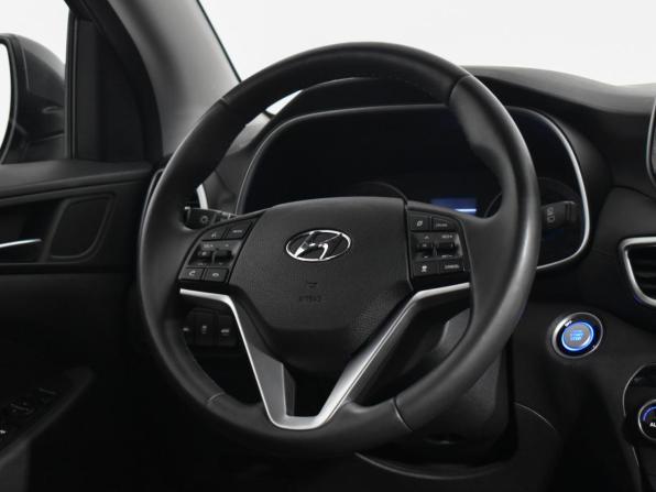 Hyundai Tucson III Рестайлинг с пробегом 2018 года, цена 2 398 790 рублей, 63800 км, внедорожник, Автокод Объявления
