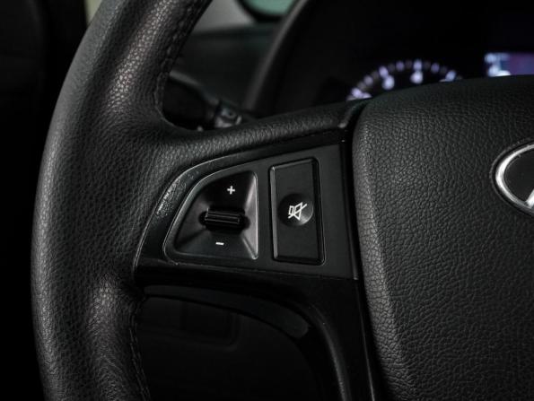 Hyundai Solaris I с пробегом 2012 года, цена 699 000 рублей, 195341 км, хэтчбек, Автокод Объявления