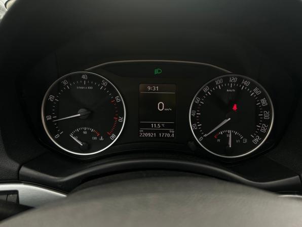 Skoda Octavia II (A5) Рестайлинг с пробегом 2012 года, цена 899 000 рублей, 220921 км, универсал, Автокод Объявления