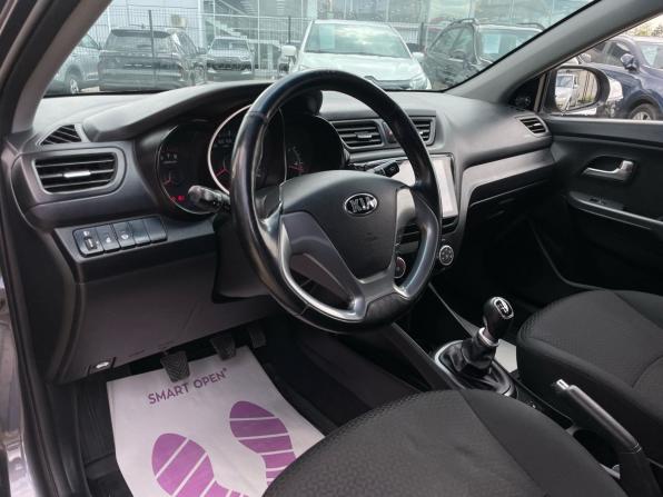 Kia Rio III Рестайлинг с пробегом 2015 года, цена 890 000 рублей, 177600 км, седан, Автокод Объявления