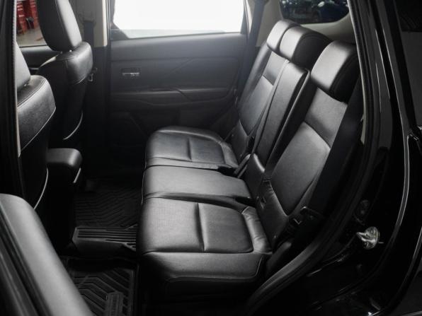 Mitsubishi Outlander III Рестайлинг 2 с пробегом 2016 года, цена 1 899 000 рублей, 131891 км, внедорожник, Автокод Объявления
