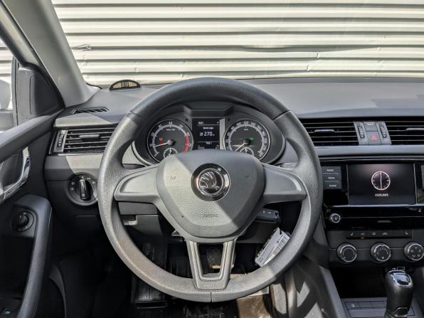 Skoda Octavia III (A7) Рестайлинг с пробегом 2020 года, цена 2 145 000 рублей, 65372 км, лифтбек, Автокод Объявления