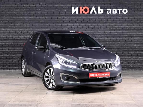 Kia Ceed II Рестайлинг с пробегом 2018 года, цена 1 405 000 рублей, 95095 км, хэтчбек, Автокод Объявления