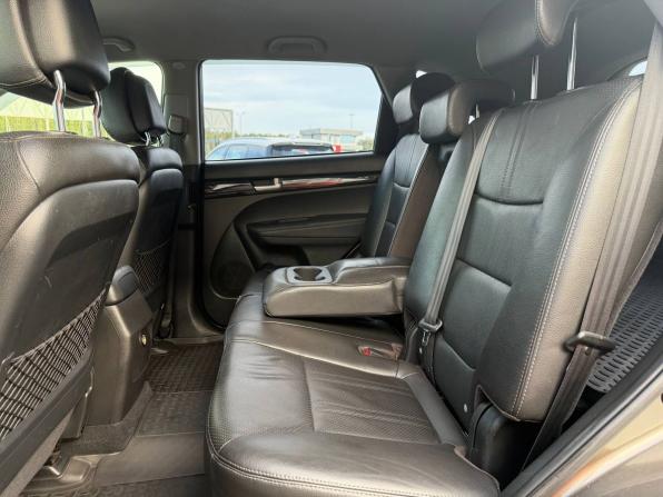 Kia Sorento II с пробегом 2010 года, цена 1 085 000 рублей, 321000 км, внедорожник, Автокод Объявления
