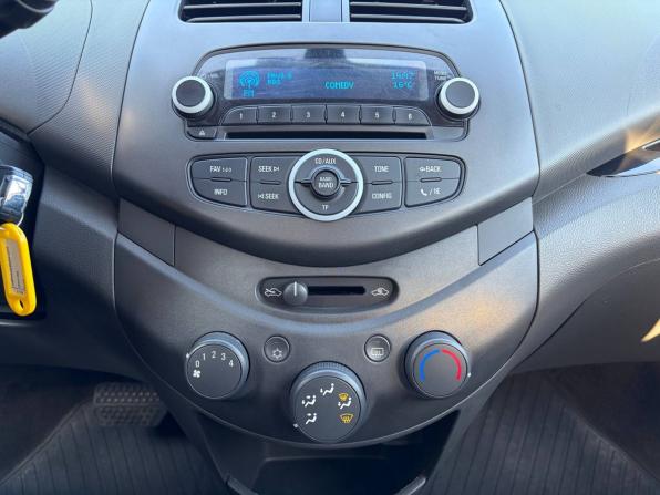 Chevrolet Spark III (M300) Рестайлинг с пробегом 2021 года, цена 965 000 рублей, 73000 км, хэтчбек, Автокод Объявления