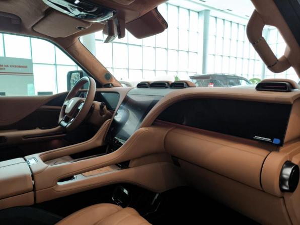 BYD Yangwang U8 с пробегом 2023 года, цена 12 999 000 рублей, 5900 км, внедорожник, Автокод Объявления