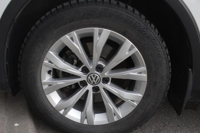 Volkswagen Tiguan II с пробегом 2019 года, цена 2 650 000 рублей, 101305 км, внедорожник, Автокод Объявления