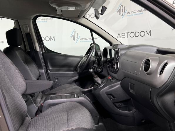 Citroen Berlingo II Рестайлинг 2 с пробегом 2017 года, цена 1 329 000 рублей, 92687 км, компактвэн, Автокод Объявления
