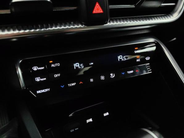 Kia K5 III с пробегом 2021 года, цена 2 300 000 рублей, 60167 км, седан, Автокод Объявления