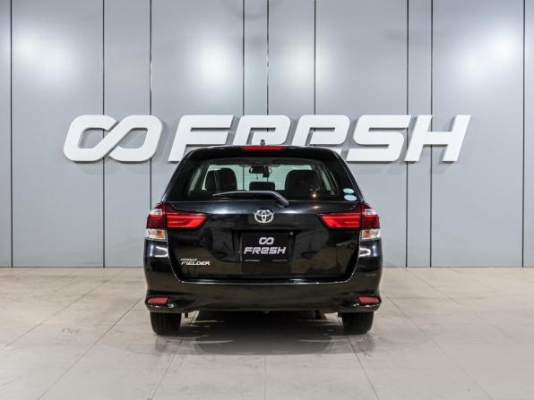 Toyota Corolla XI (E160 E170) Рестайлинг 2 с пробегом 2018 года, цена 1 379 000 рублей, 132992 км, универсал, Автокод Объявления