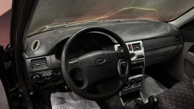 Lada (ВАЗ) Priora I с пробегом 2007 года, цена 199 000 рублей, 301000 км, седан, Автокод Объявления