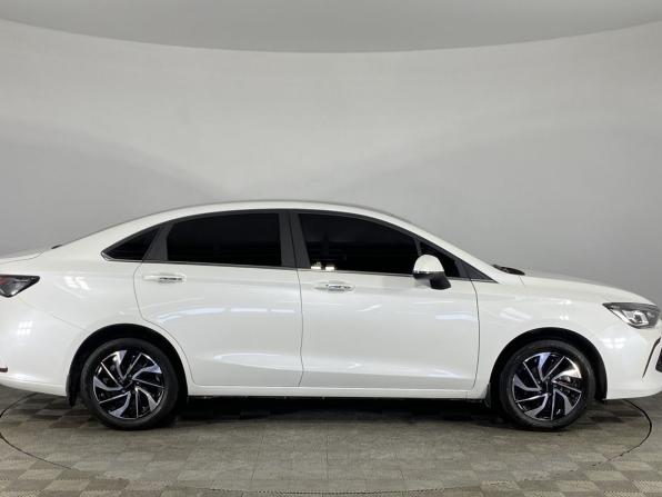 BAIC U5 Plus с пробегом 2023 года, цена 1 280 000 рублей, 27590 км, седан, Автокод Объявления