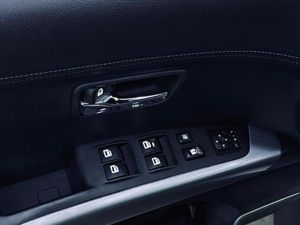 Mitsubishi Outlander II Рестайлинг с пробегом 2010 года, цена 1 190 000 рублей, 247477 км, внедорожник, Автокод Объявления