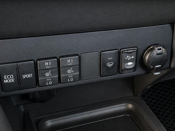 Toyota RAV4 III (XA30) Рестайлинг с пробегом 2013 года, цена 1 710 000 рублей, 269627 км, внедорожник, Автокод Объявления